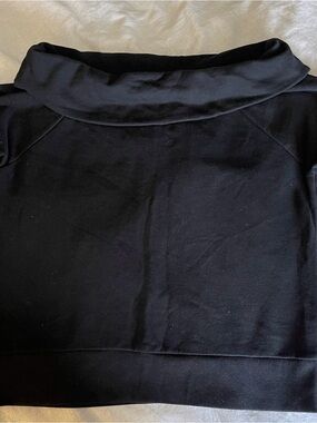 Black Funnel Neck Crop Sweatshirt